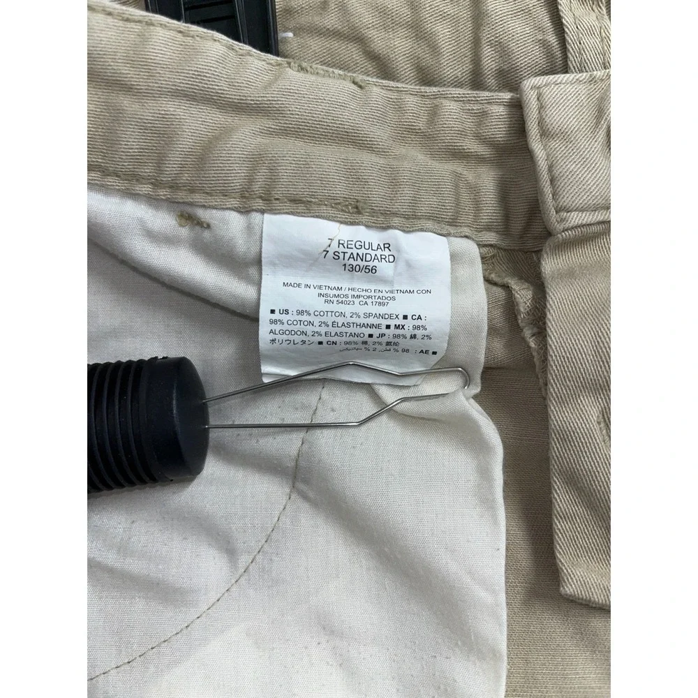 Old Navy Chino Shorts Girls 7 Beige Cotton Stretch Standard Fit Flat Front‎